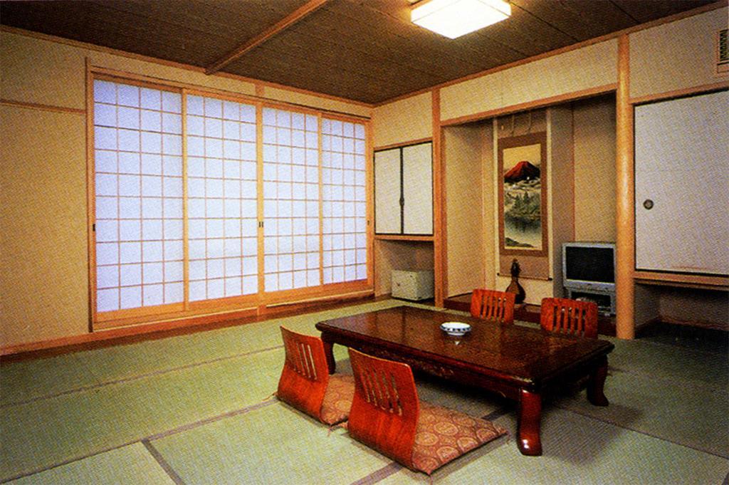 Ryokan Sawaei Toba Zimmer foto